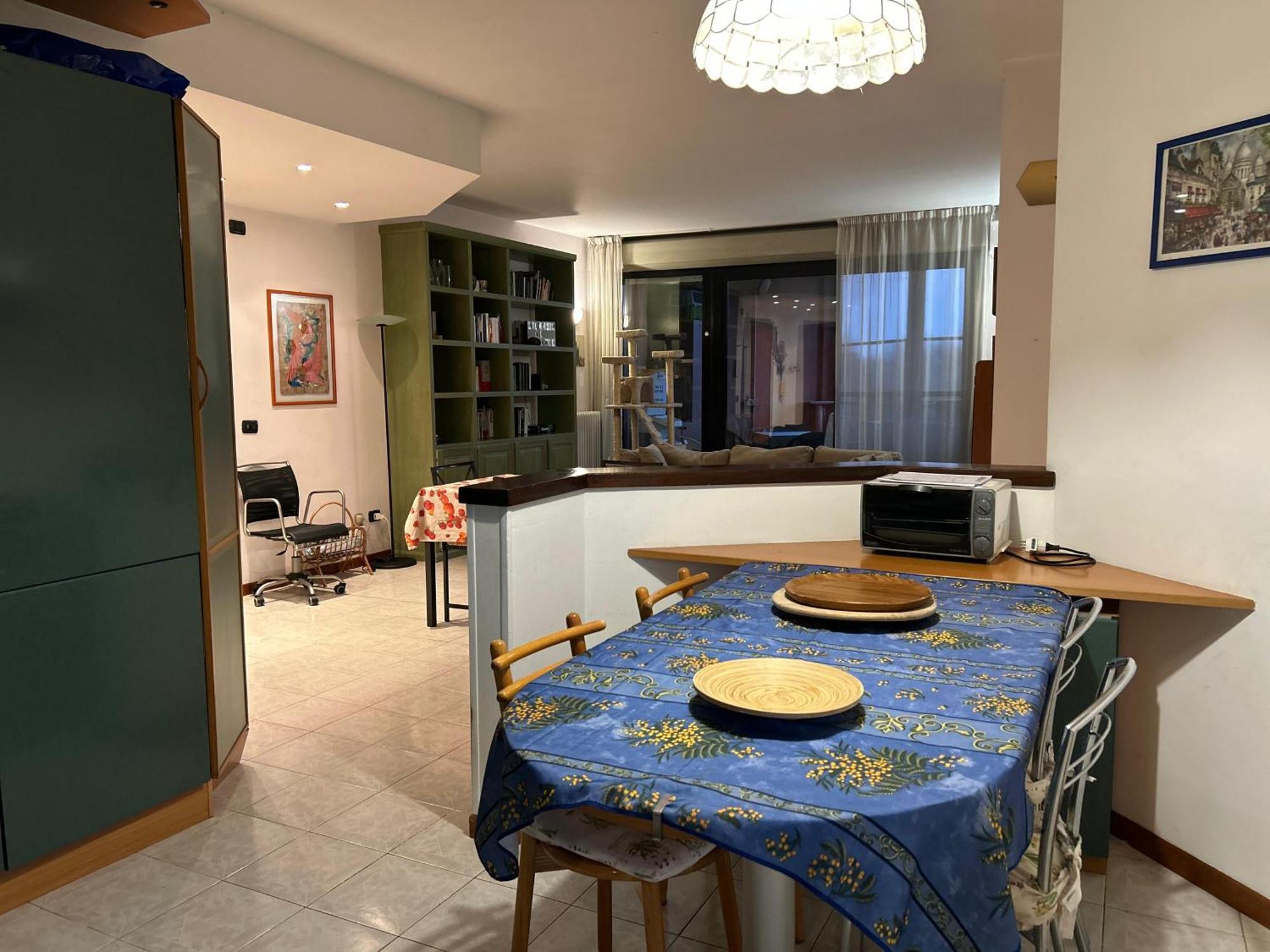 Accogliente Stanza Privata Con Bagno Privato - Daniele'S House Apartment San Donato Milanese Luaran gambar